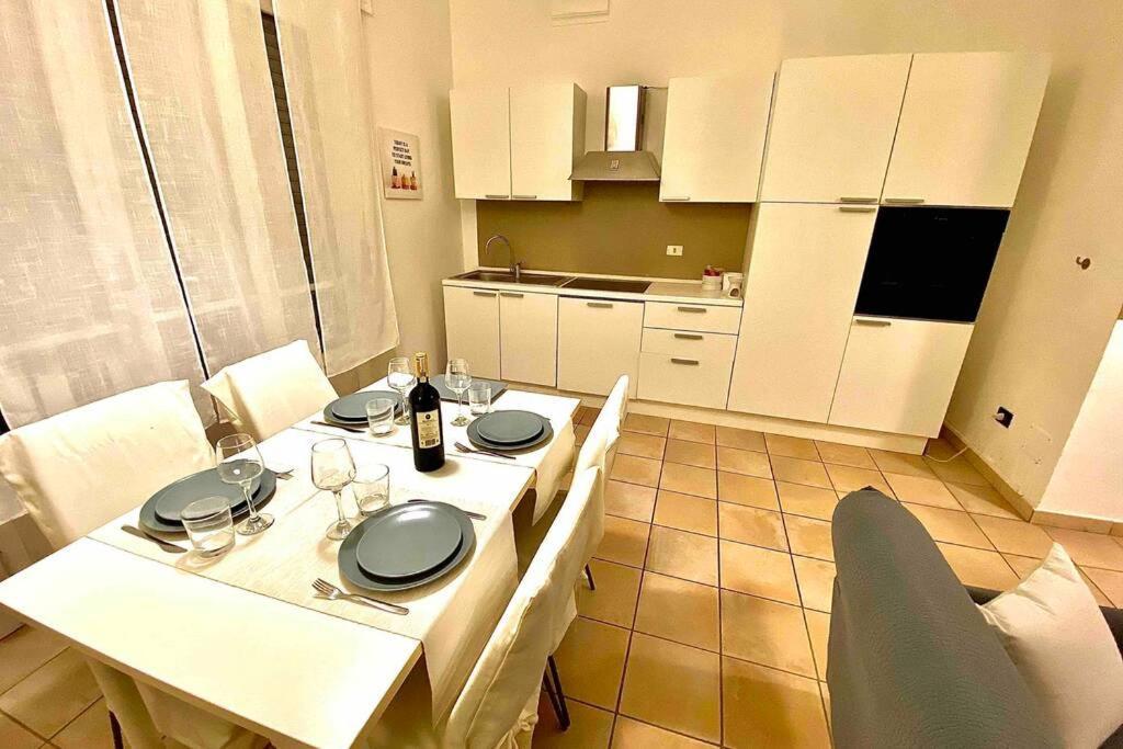 Appartamento Cozy In Super Centro! 阿斯蒂 外观 照片
